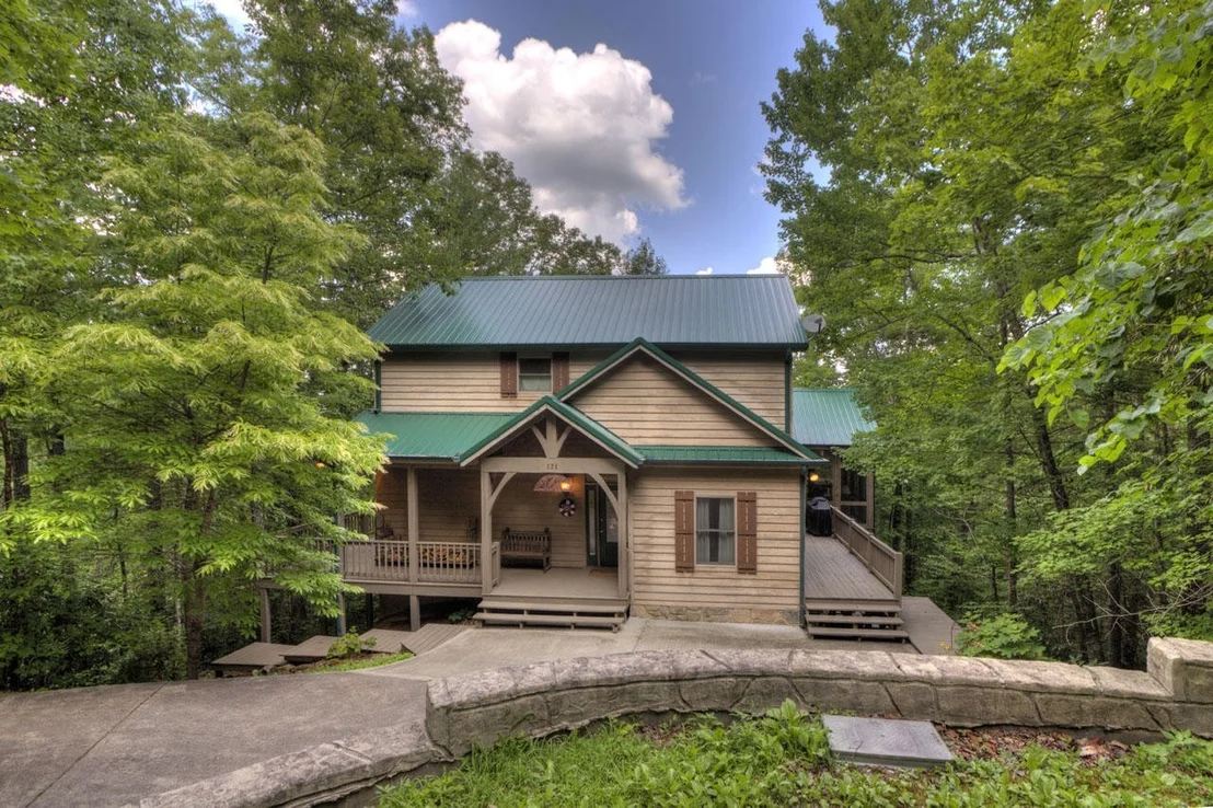 Photo of 121 Greystone Way