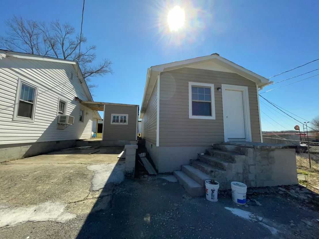 Photo of 335 Walker St