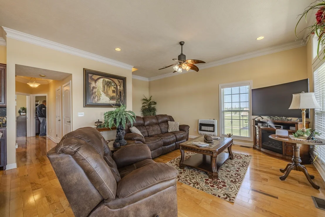 Photo of 320 SILVER WATER LN