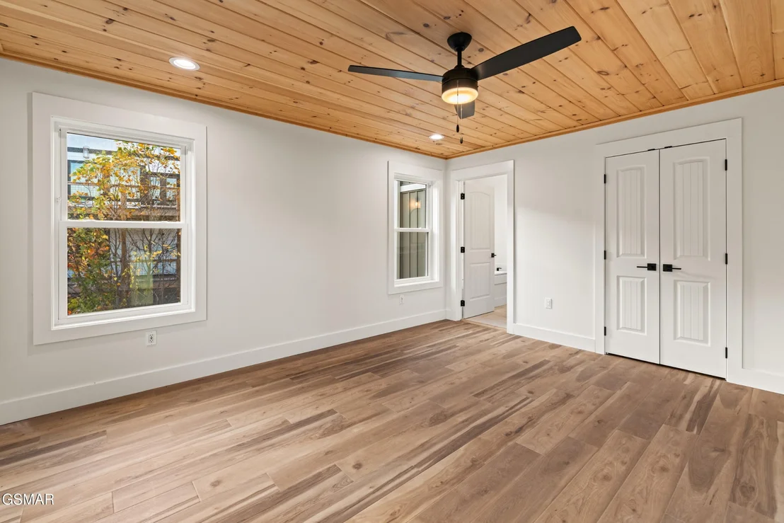 Photo of 652 Pinecrest Drive