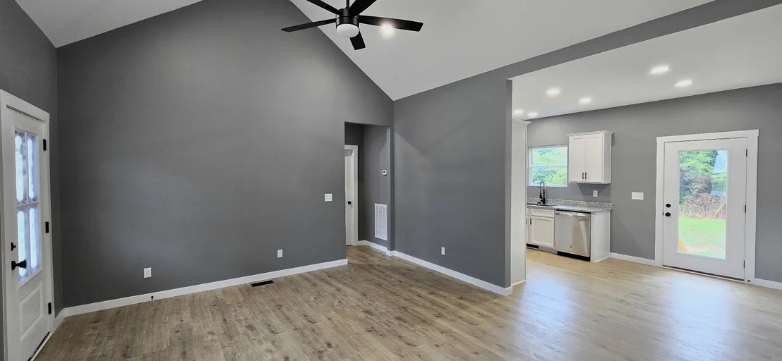 Photo of 104 May St