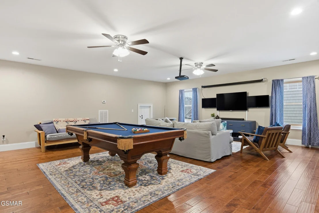 Photo of 701 Waters Edge
