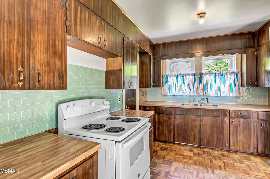 Photo of 201 Caton Avenue
