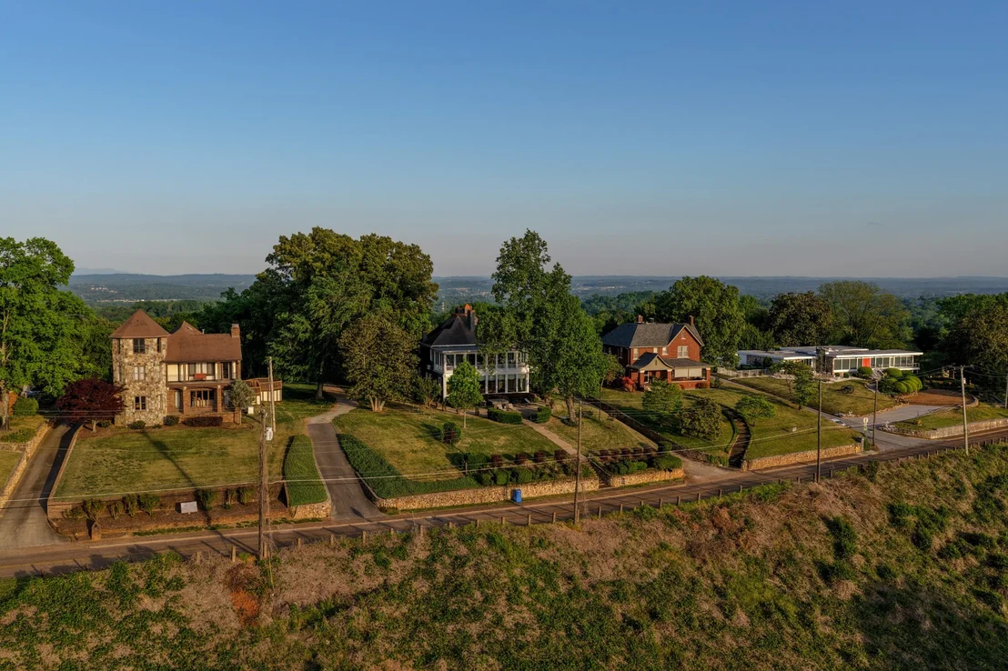 Photo of 46 N Crest Road