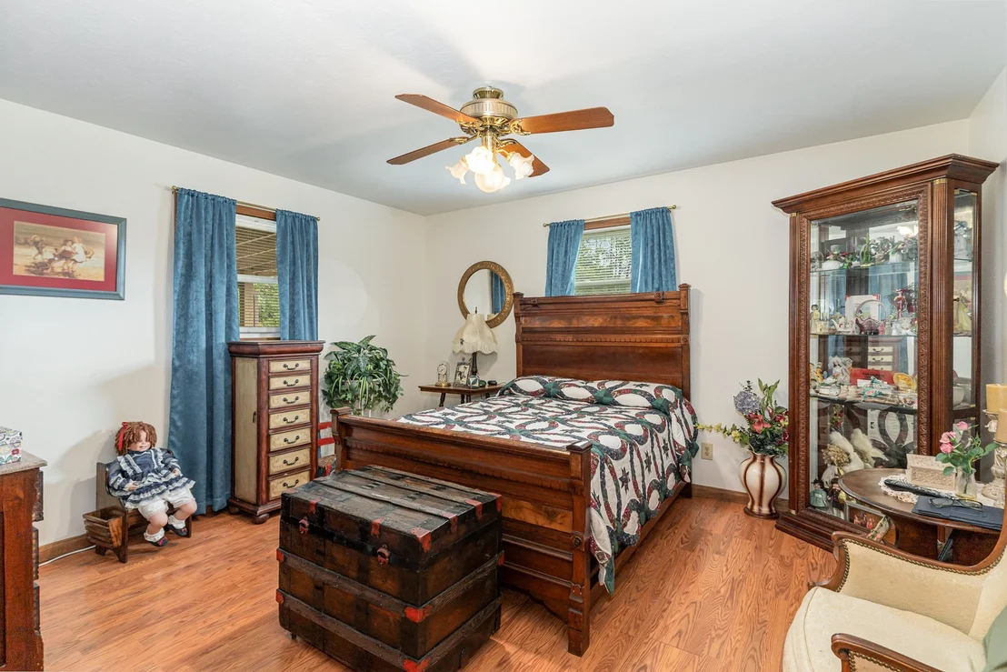 Photo of 2491 Barnes Mill Rd