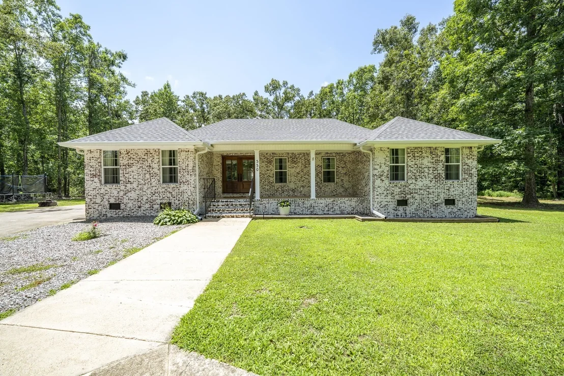 Photo of 330 ROBIN HOOD LOOP