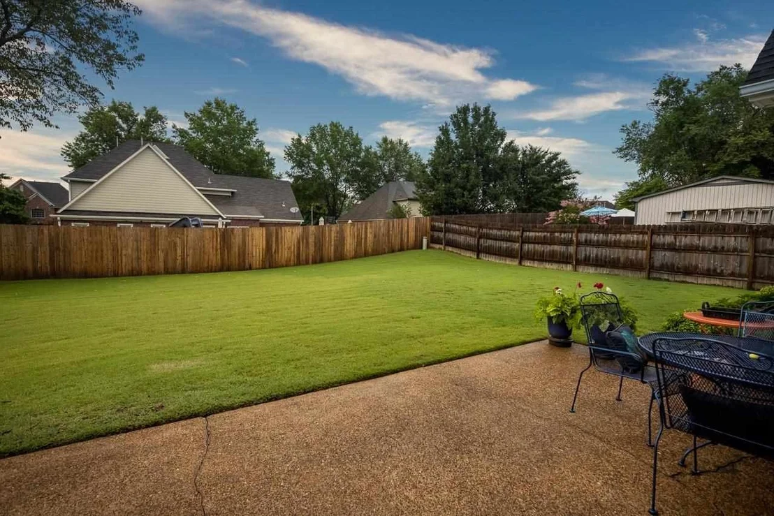 Photo of 548 ALEXANDRIA DR