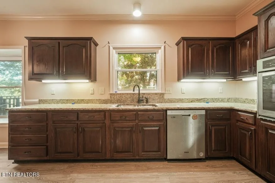 Photo of 1210 Briar Lea