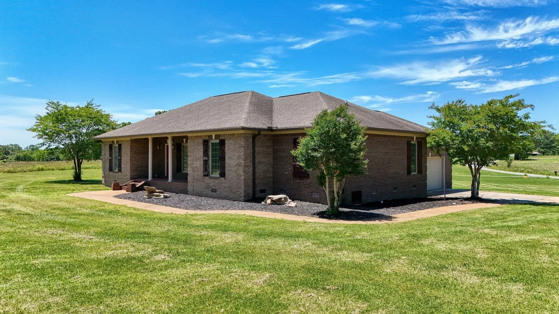 Photo of 75 Crum Rd