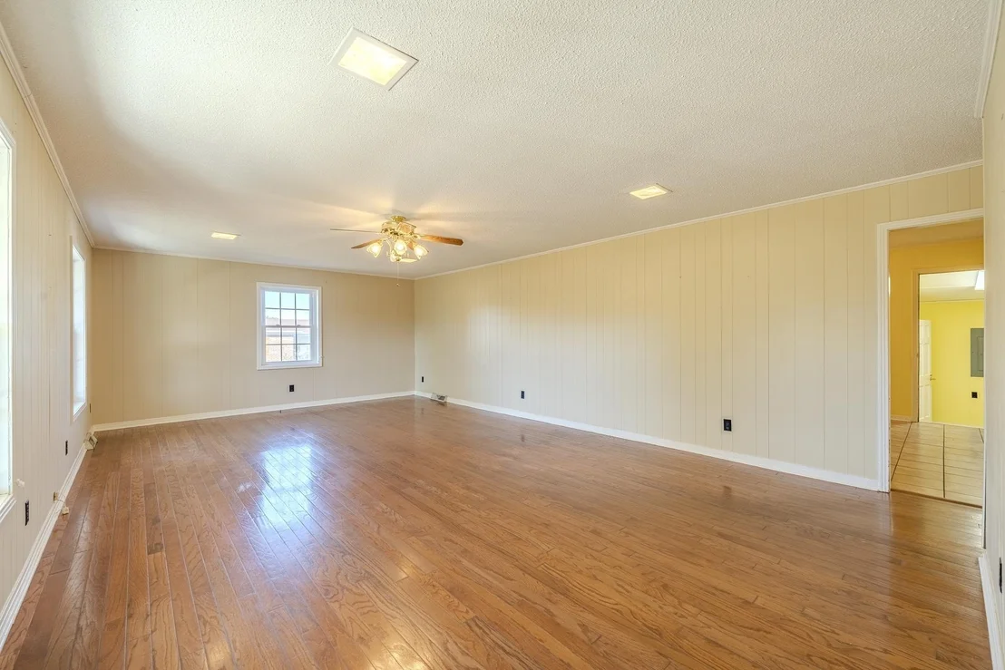 Photo of 160 DOVE DR