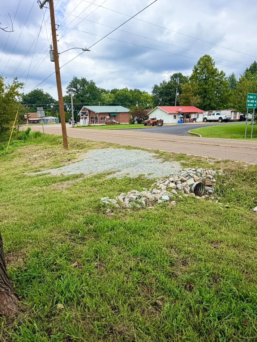 Photo of 9805 Highway 641 N
