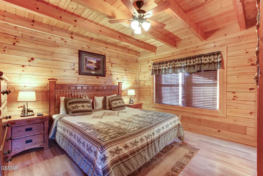 Photo of 2559 Fleming Way