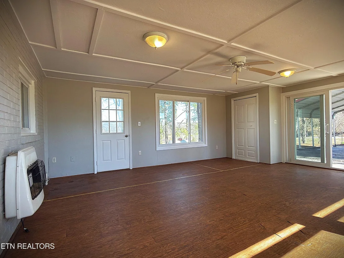 Photo of 1152 Dogwalk Rd