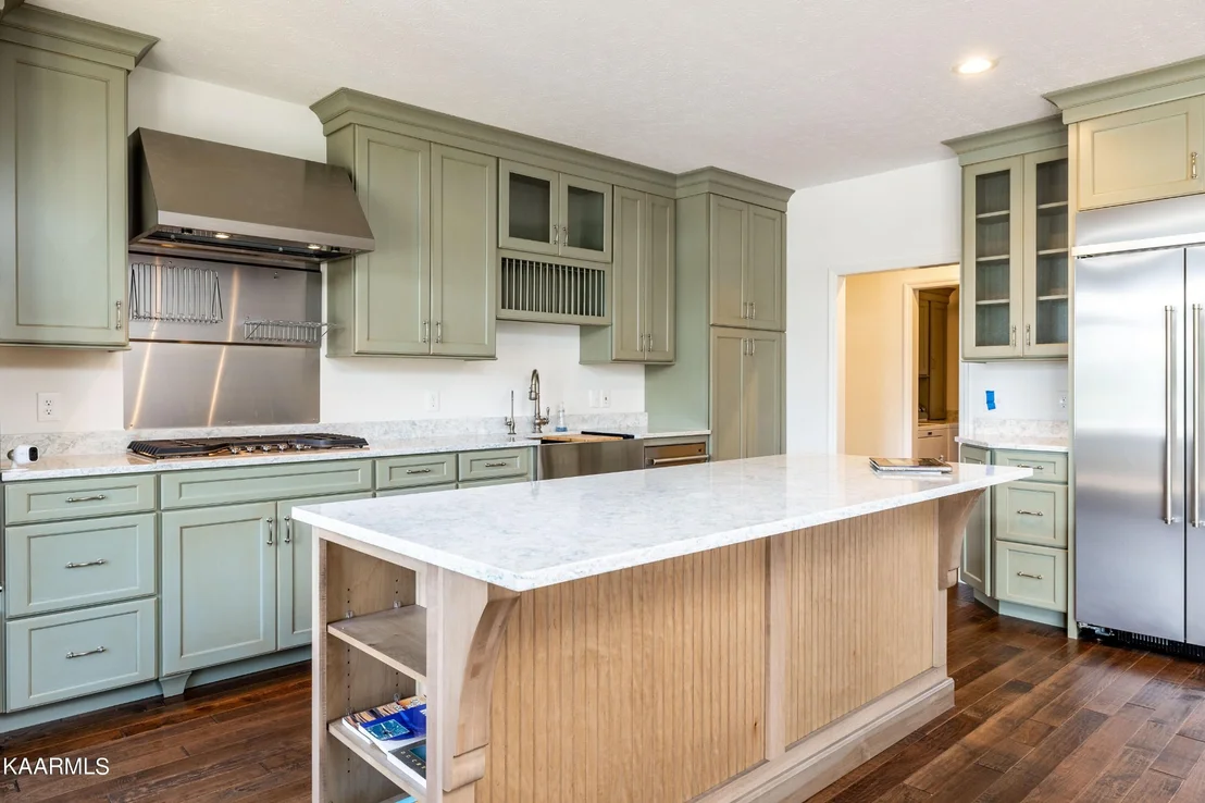 Photo of 65 Riverview Drive