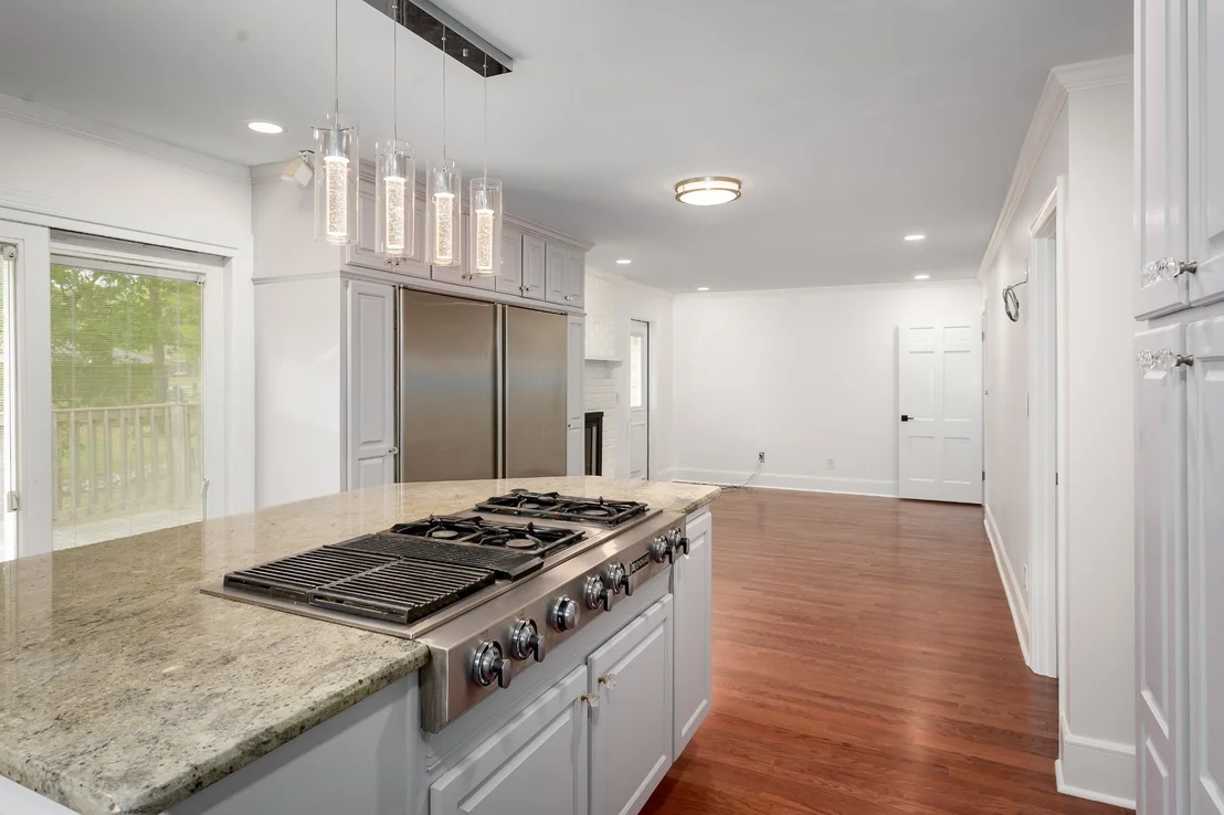Photo of 102 Colonial Dr