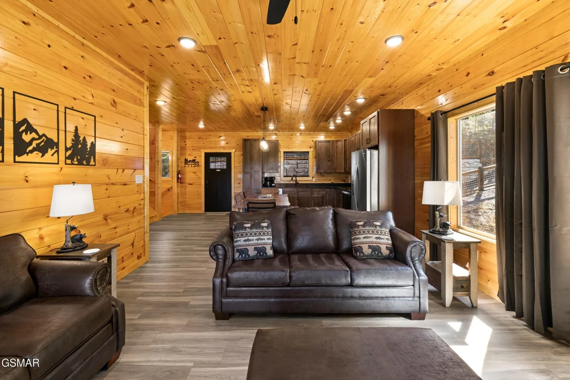 Photo of 2876 Pine Haven Drive