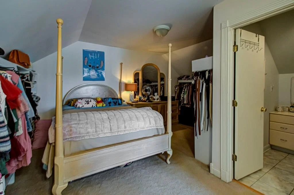Photo of 1043 Eagle View Drive