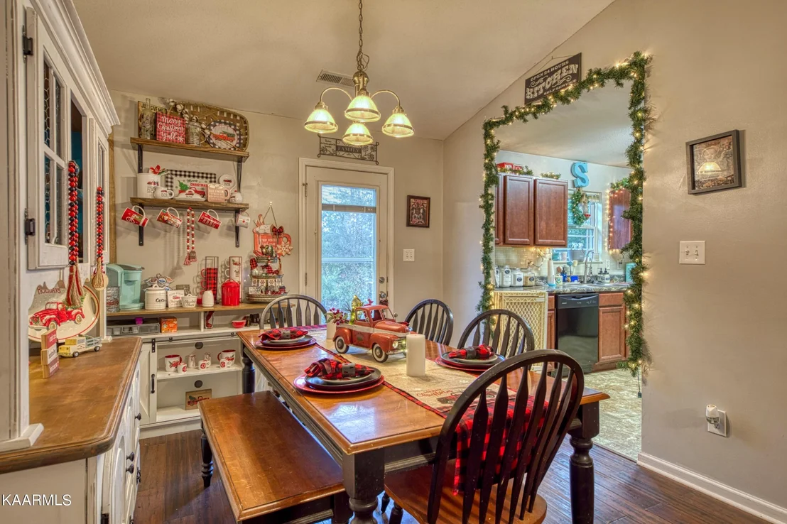 Photo of 5121 Cedar Knoll Drive