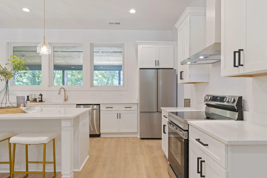 Photo of 824 Valley View Drive