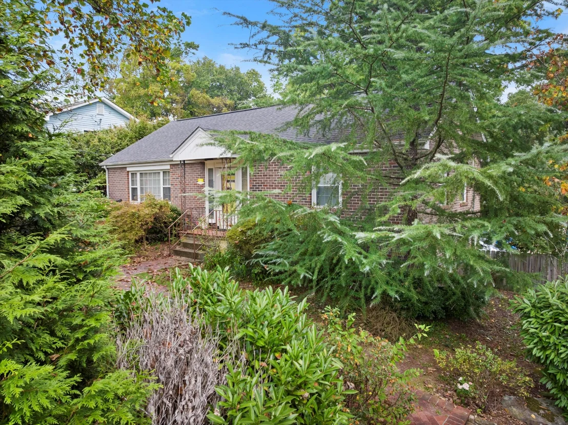 Photo of 711 Mauldeth Road