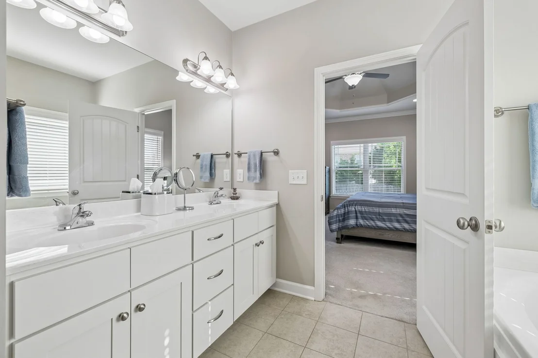 Photo of 6001 Spade Dr