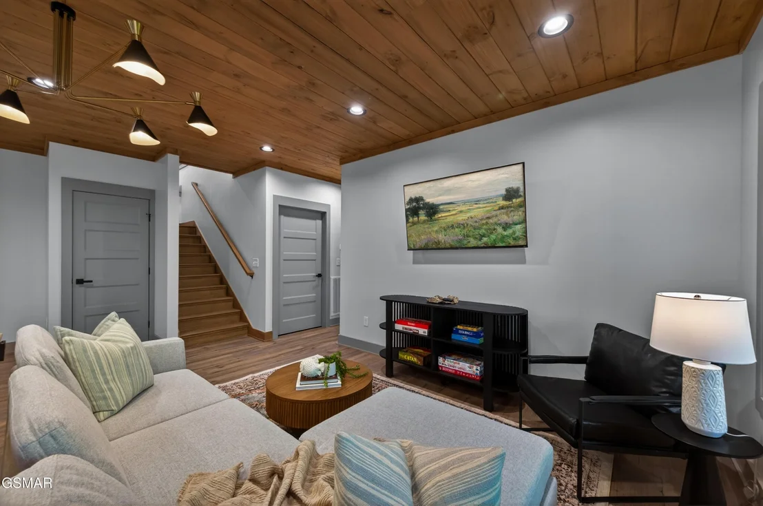 Photo of 3806 Revetta Circle