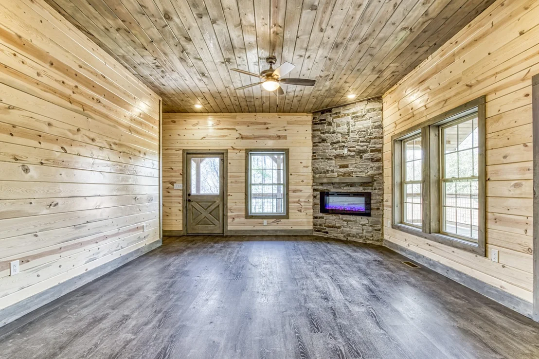Photo of 712 Golden Eagle Way