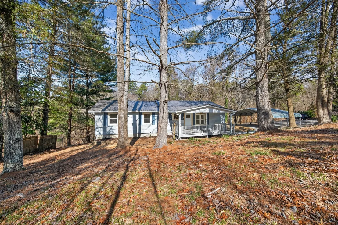 Photo of 86 West Drive