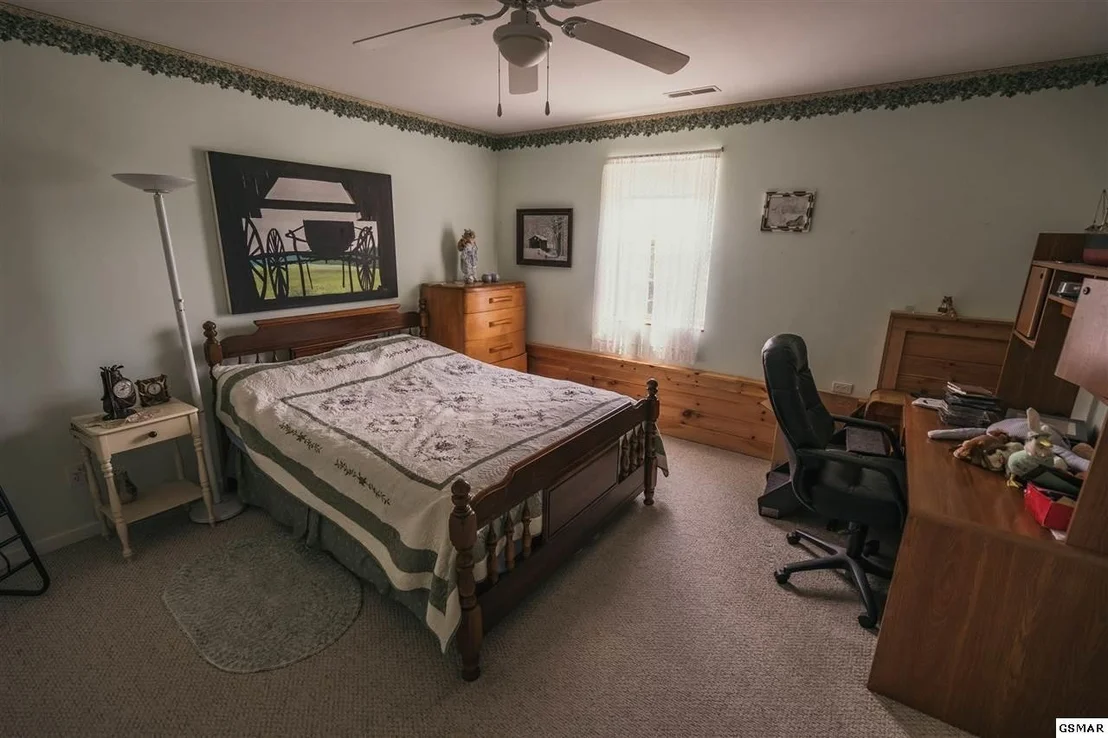 Photo of 160 Estele Drive