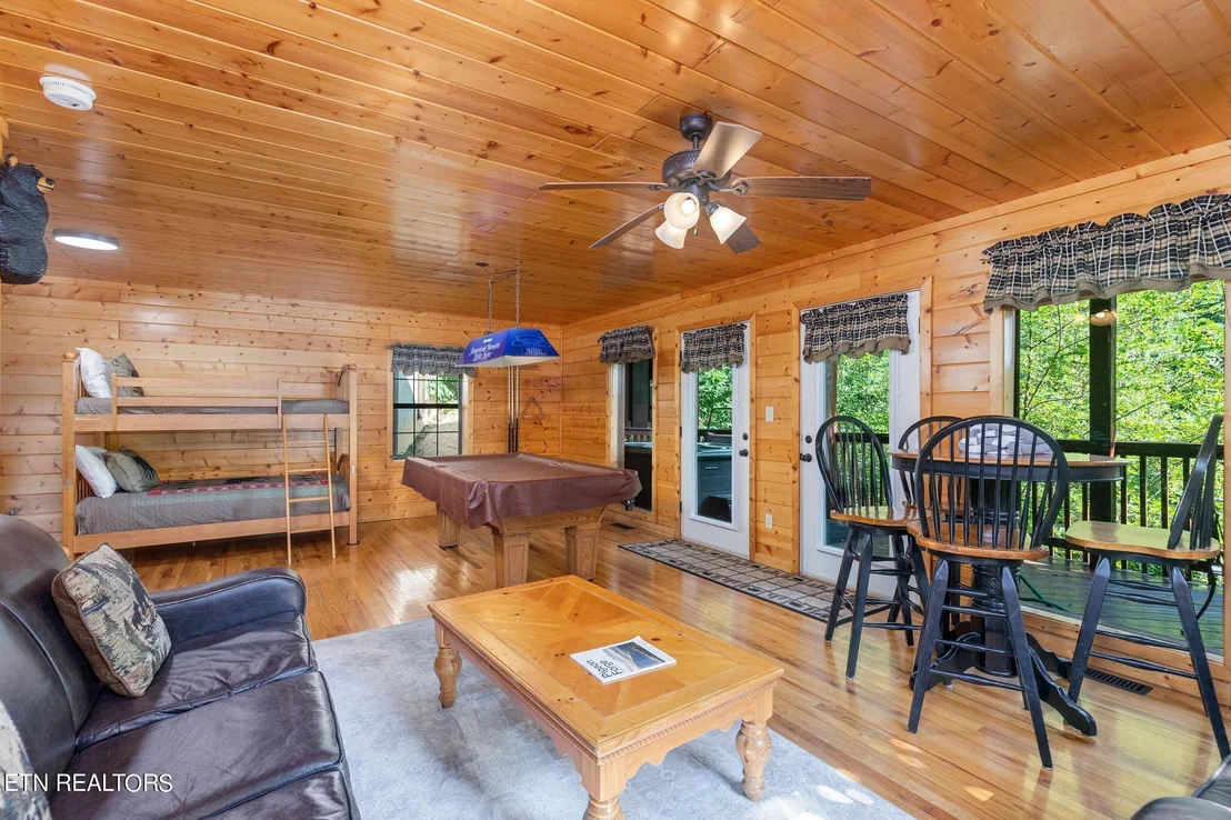 Photo of 1536 Bears Den Way