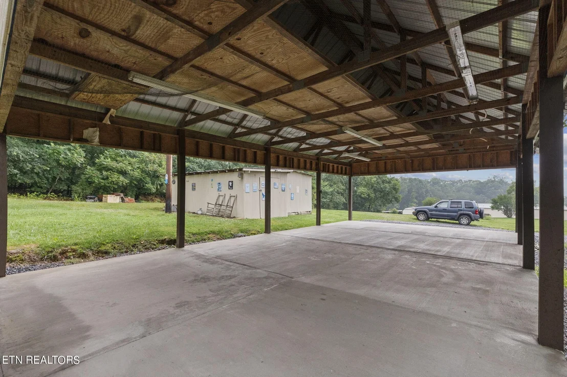 Photo of 281 Willis Rd