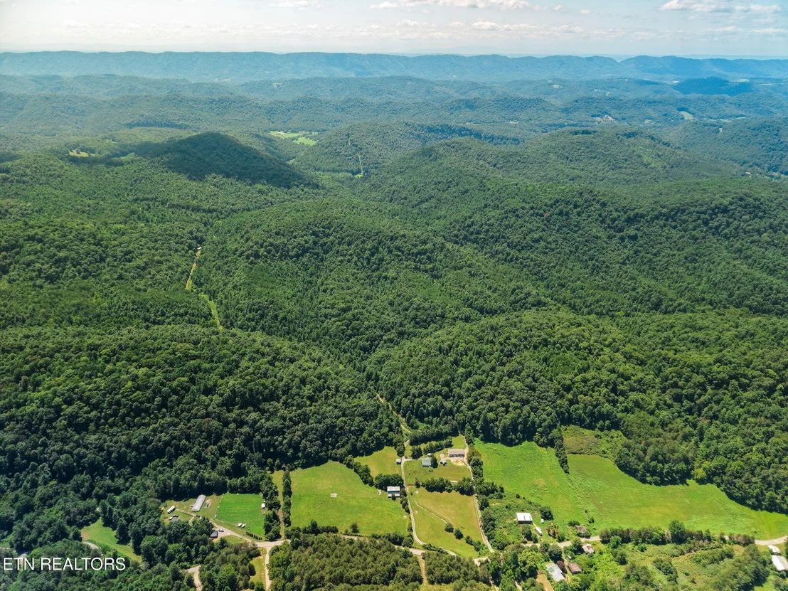 Photo of 3000 Upper Caney Valley Rd