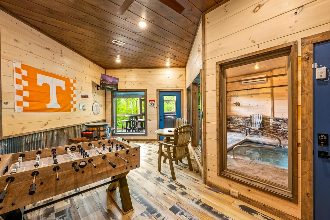 Photo of 1237 Hemlock Drive