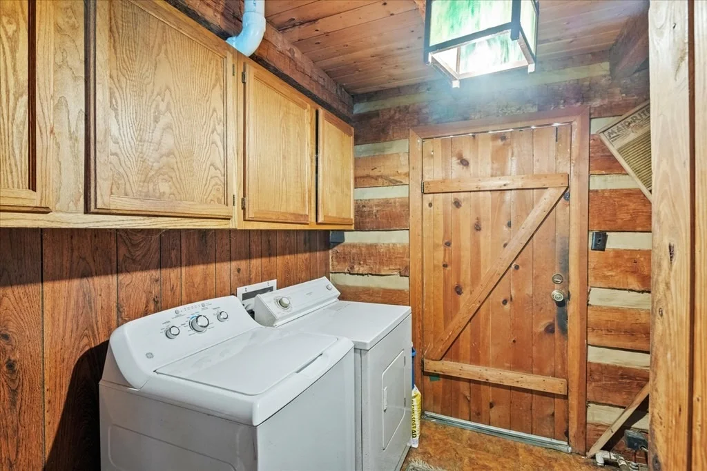 Photo of 3221 Bryan Road