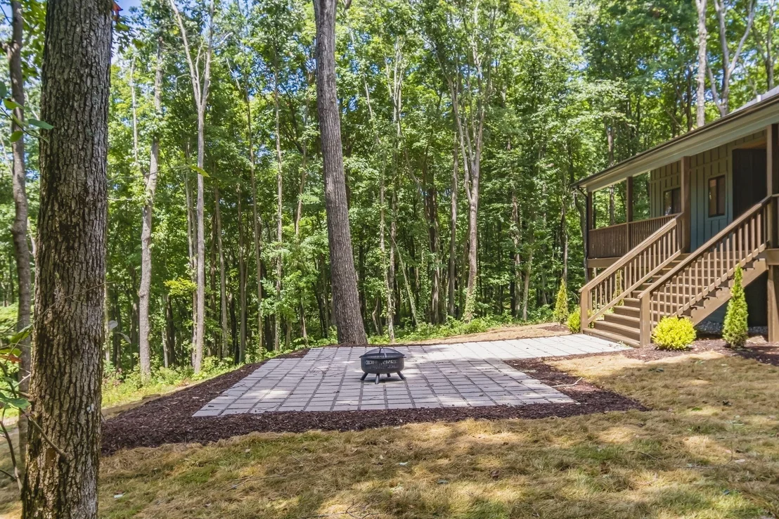 Photo of 824 Valley View Drive
