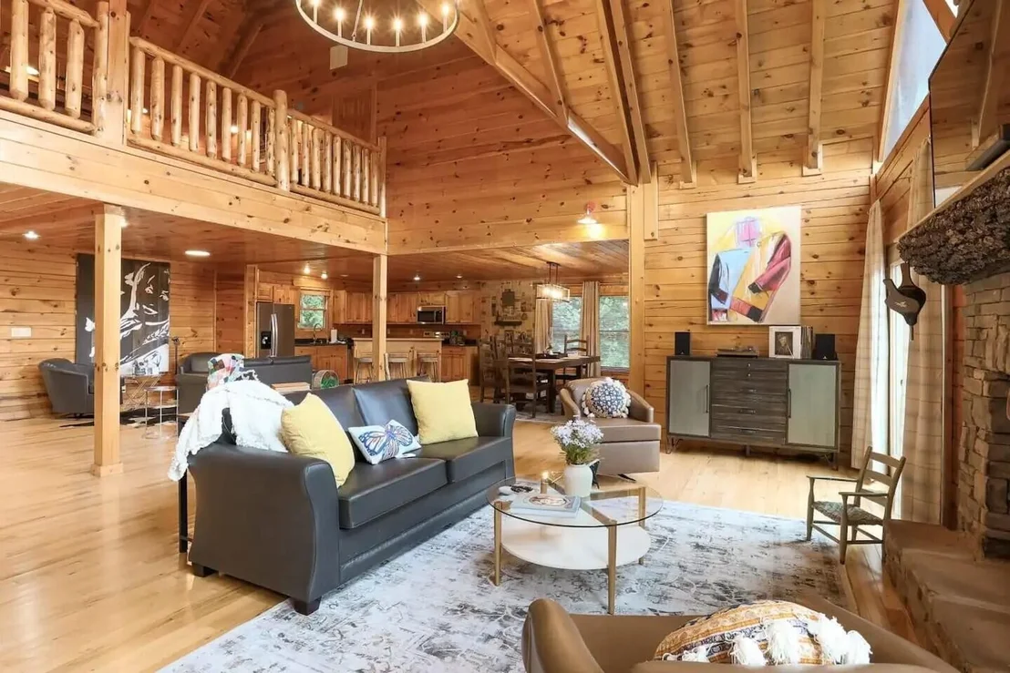 Photo of 2336 Breezy Rd