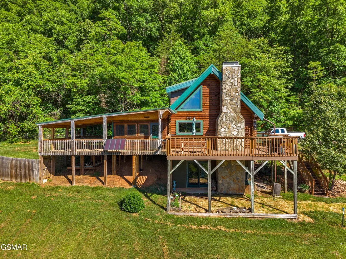 Photo of 1820 Babbs Mill Road