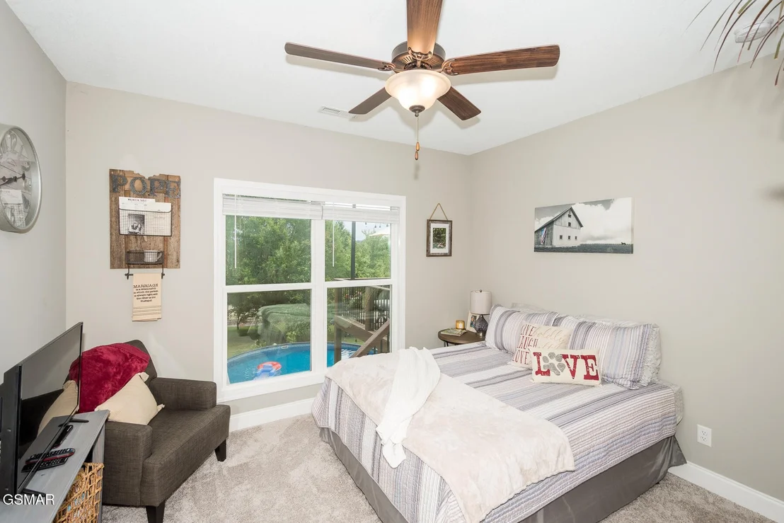 Photo of 1160 Eagle View Drive