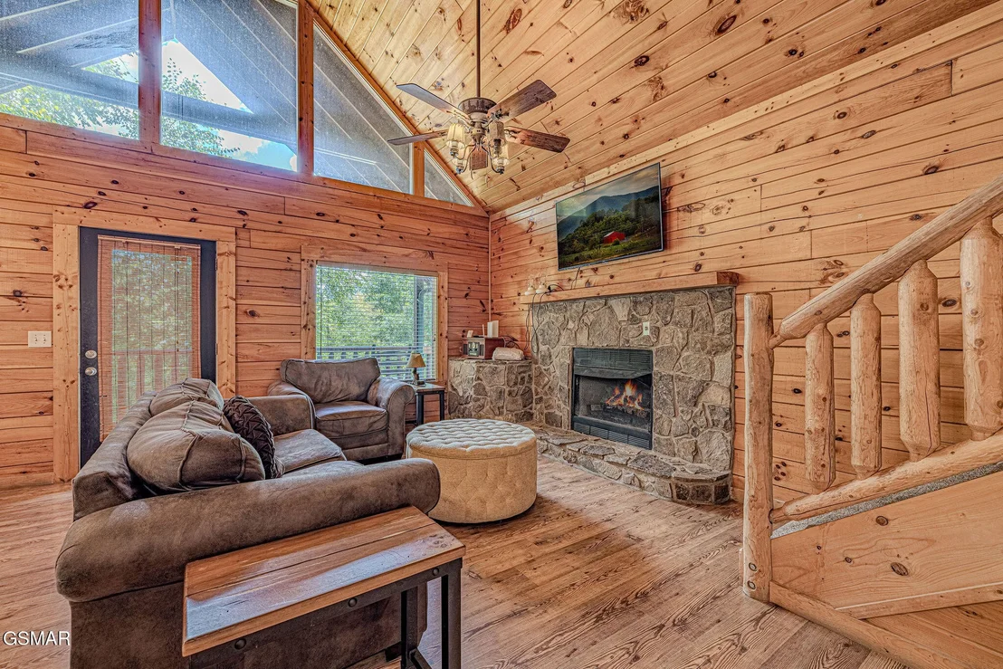 Photo of 1625 Little Cabin Loop