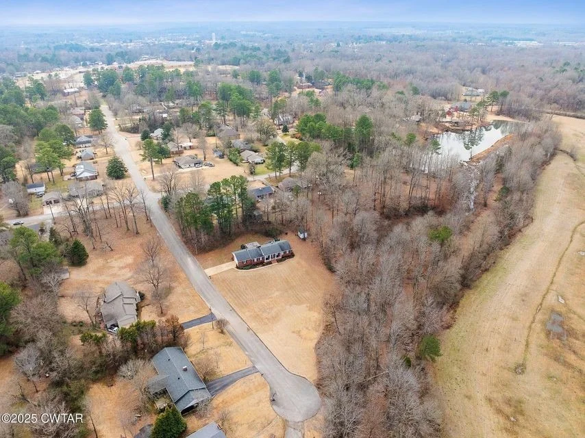 Photo of 607 Colonial Dr