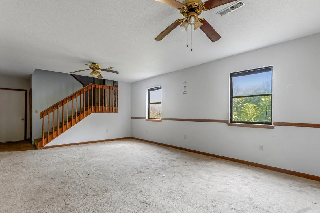Photo of 605 Clearview Drive