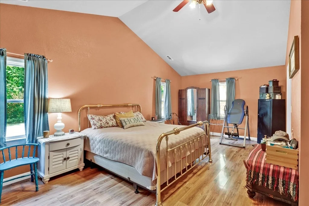 Photo of 1352 Helton Road