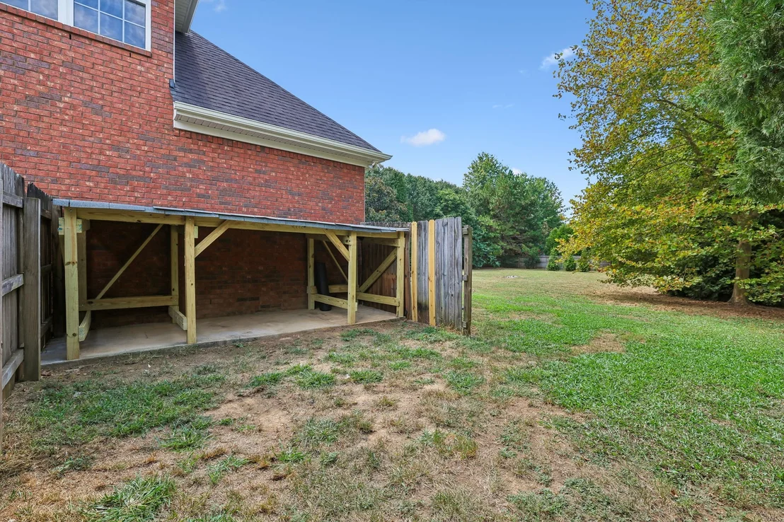 Photo of 1209 Paramount Dr