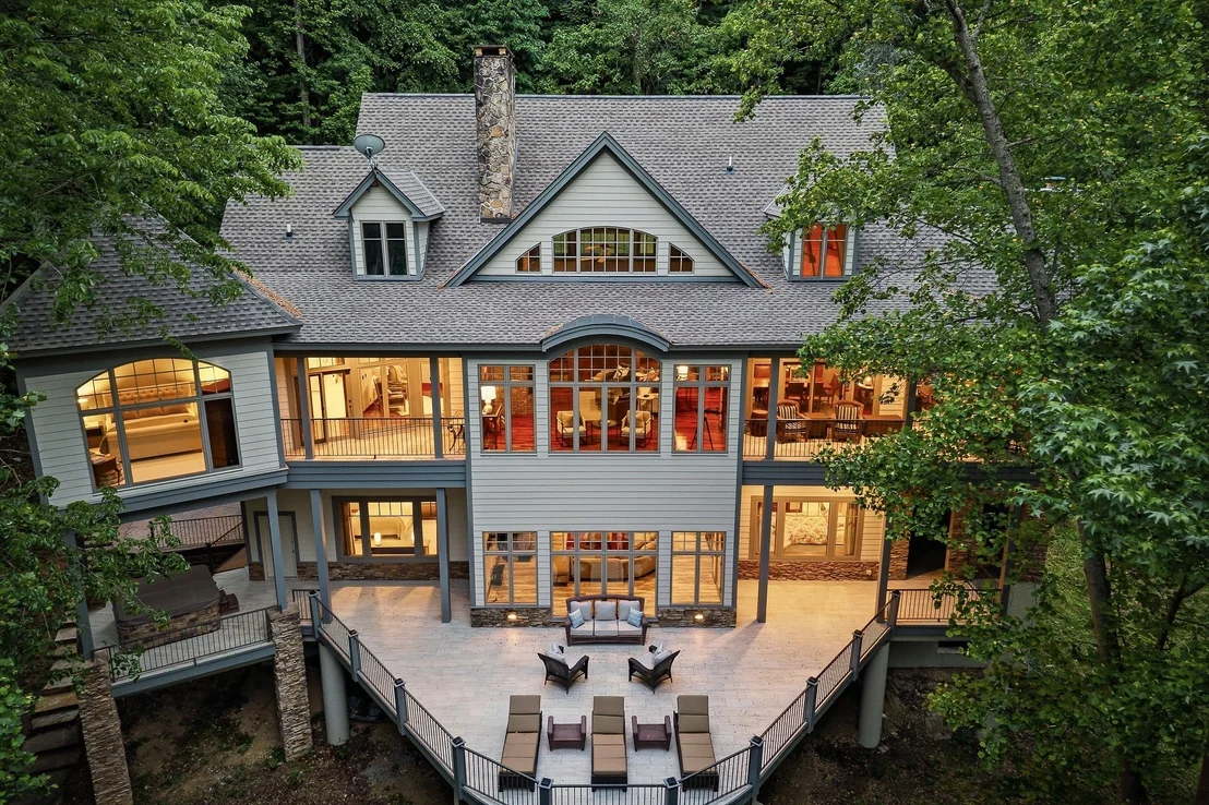 Photo of 2304 Backbone Rd