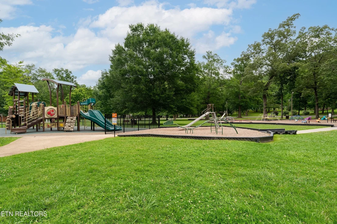 Photo of 534 SHELLBARK Rd
