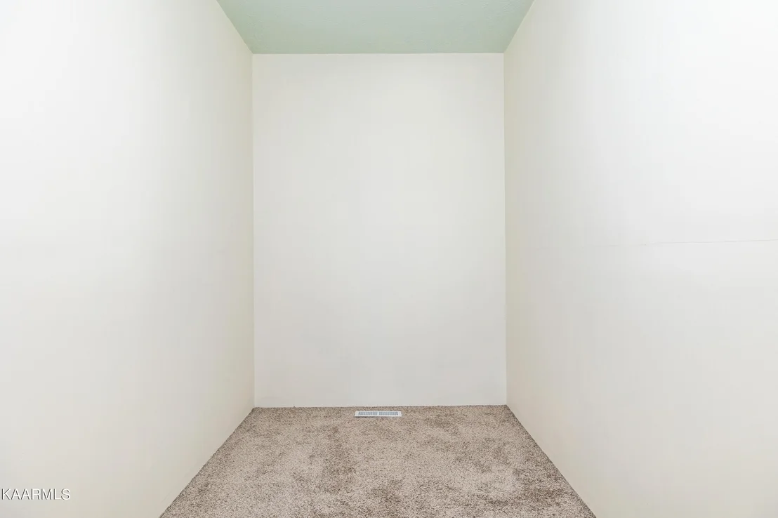 Photo of 65 Riverview Drive