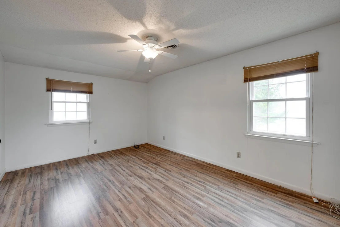 Photo of 102 Hobbs Ridge Road