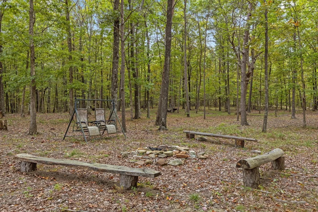 Photo of 400 Maple Trail