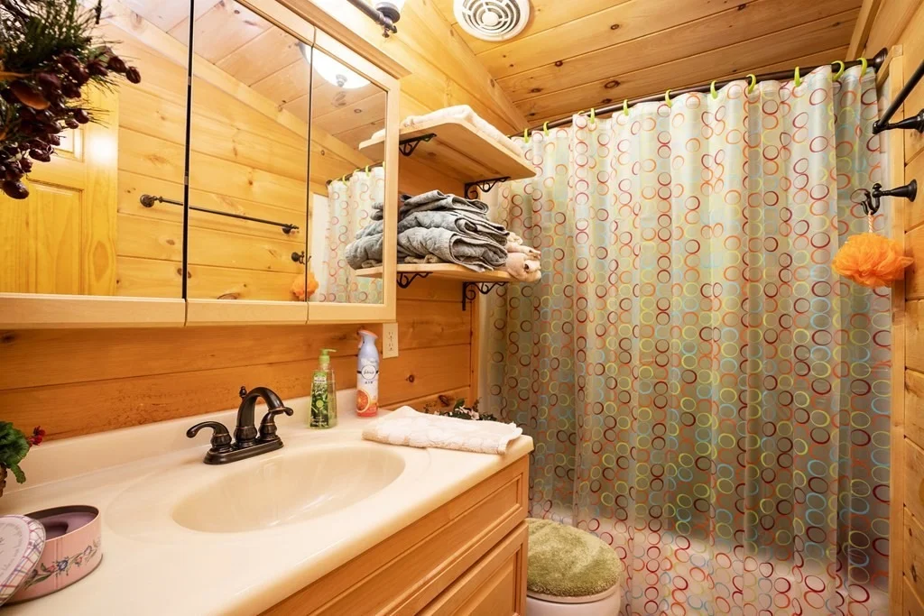 Photo of 1046 Bryan View Road