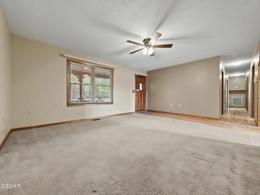 Photo of 2456 Amanda Lane